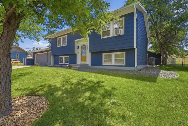 5805 W Elmwood Dr, Black Hawk, SD 57718