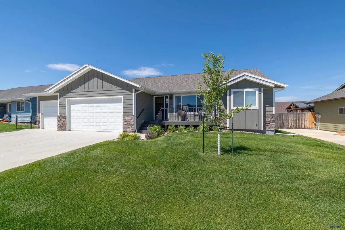4355 Vinecliff Dr, Rapid City, SD 57703 - #1