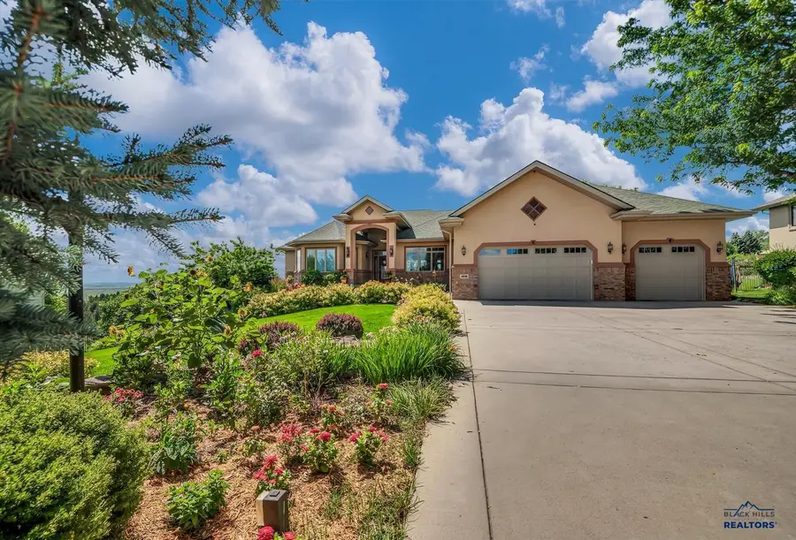 4818 Enchanted Pines Dr, Rapid City, SD 57701 - #3