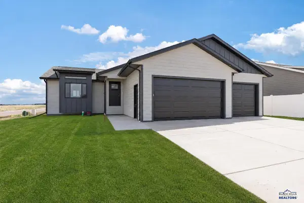 1103 Cobalt Dr, Rapid City, SD 57701