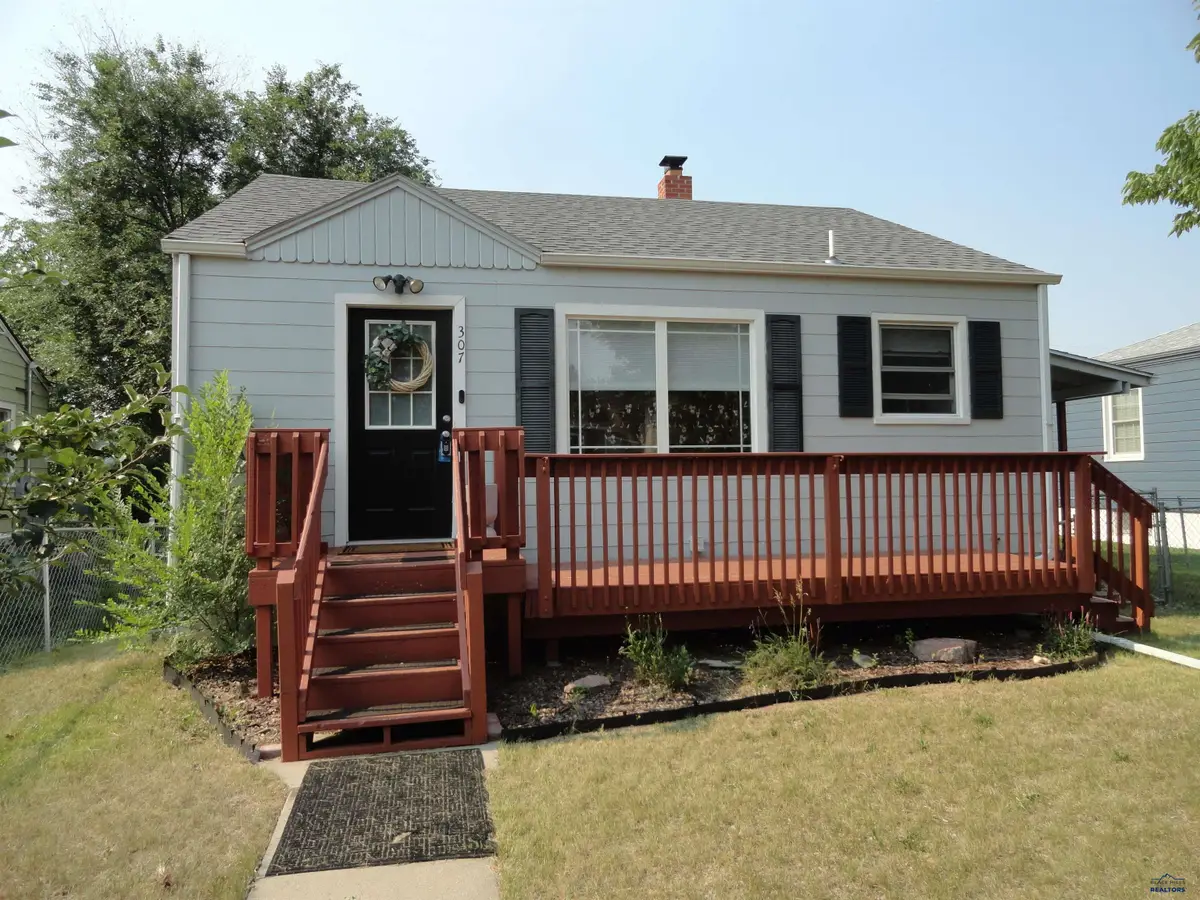 307 St Andrew, Rapid City, SD 57701 - #1
