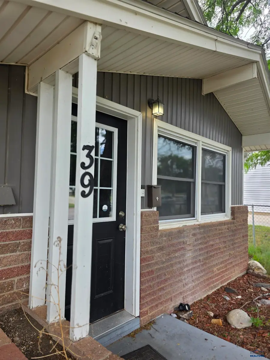 39 Fairmont Blvd, Rapid City, SD 57701 - #2