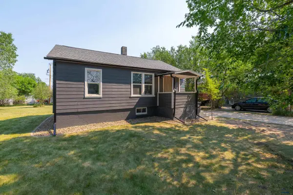 1232 E St Charles, Rapid City, SD 57701