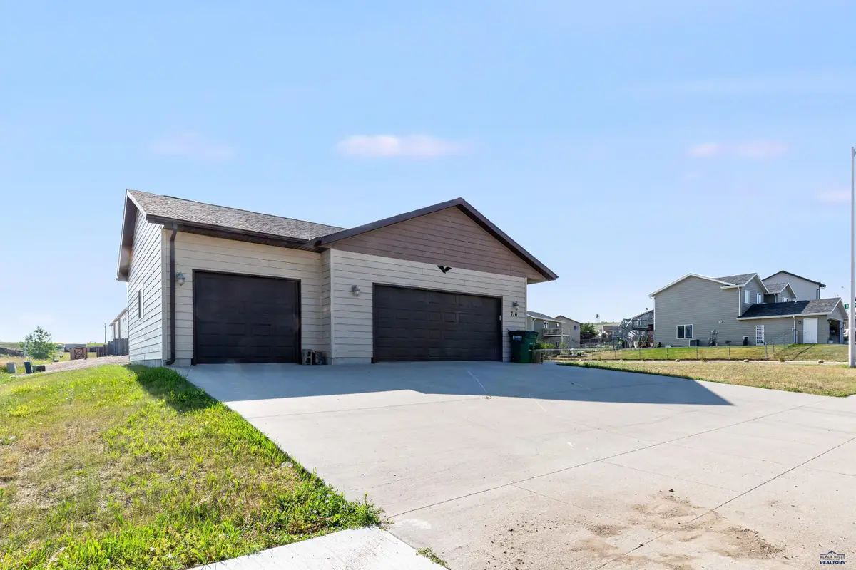 716 Old Cavalry Rd, Box Elder, SD 57719 - #1
