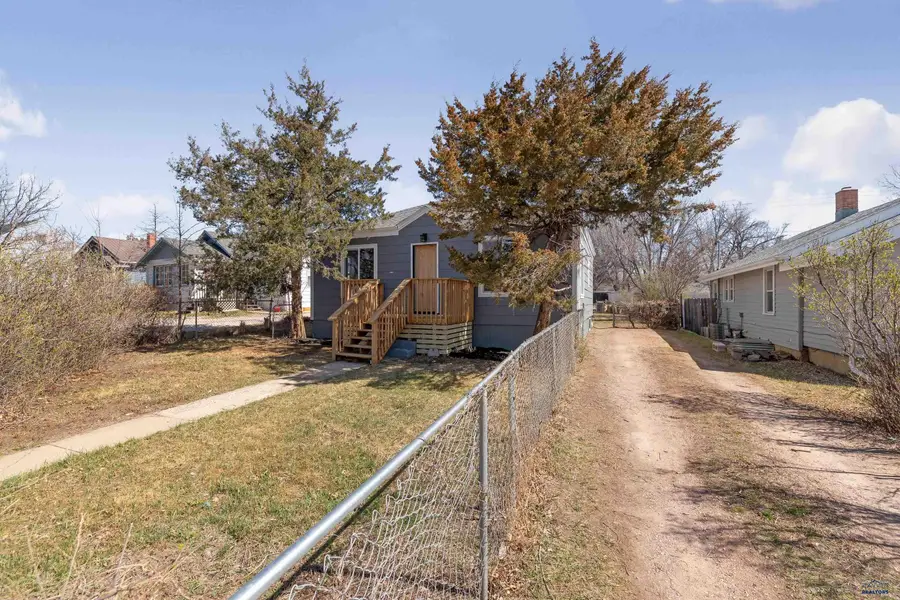 1616 5th St, Rapid City, SD 57701-6506 - #3