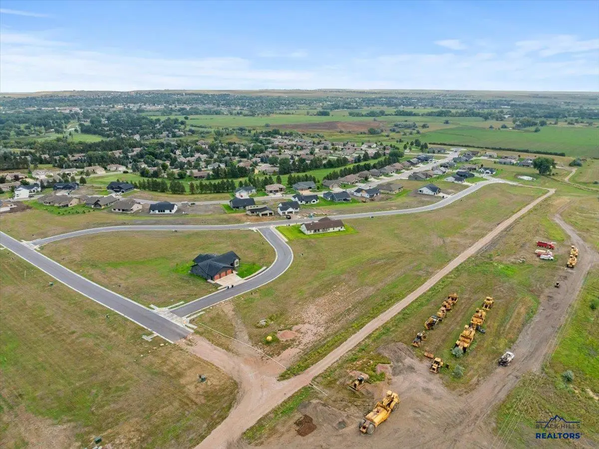 3317 Titleist Dr, Rapid City, SD 57703 - #1