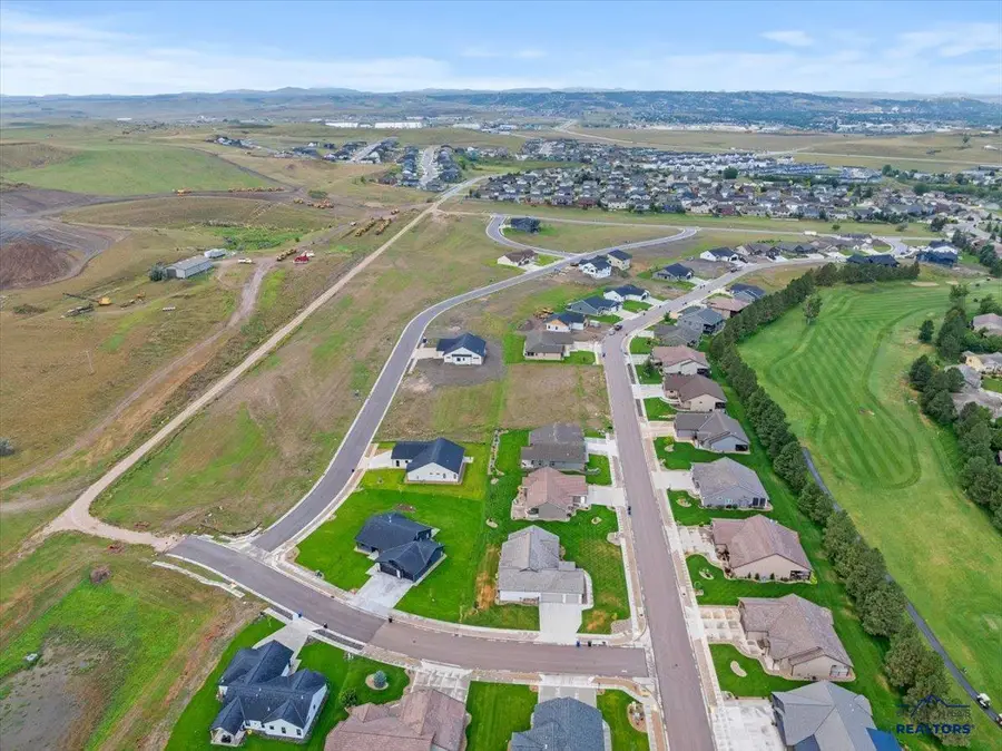 3317 Titleist Dr, Rapid City, SD 57703 - #3