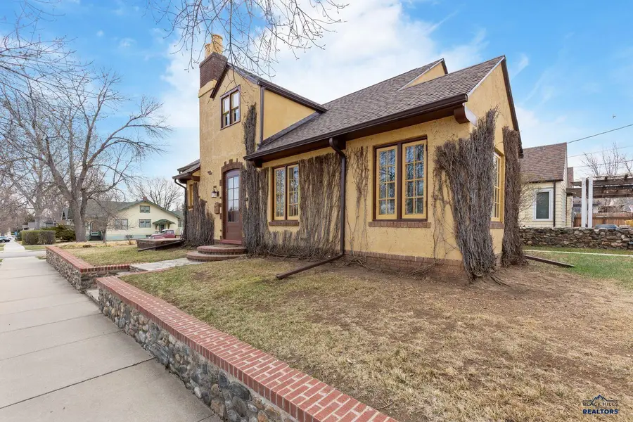 901 St Cloud St, Rapid City, SD 57701 - #3