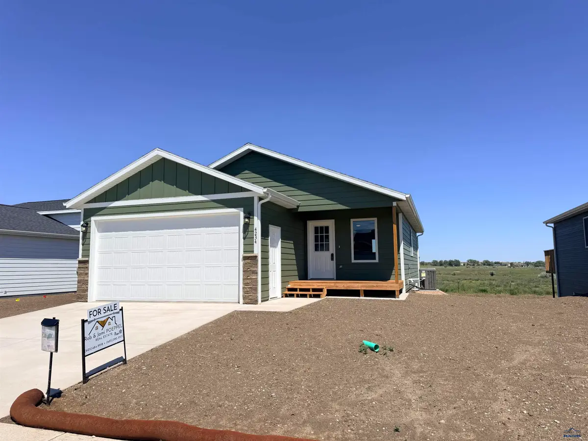 4234 Lodi Ln, Rapid City, SD 57703 - #1