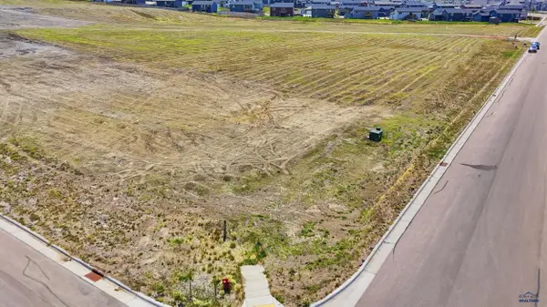 544 Denali Dr, Box Elder, SD 57719