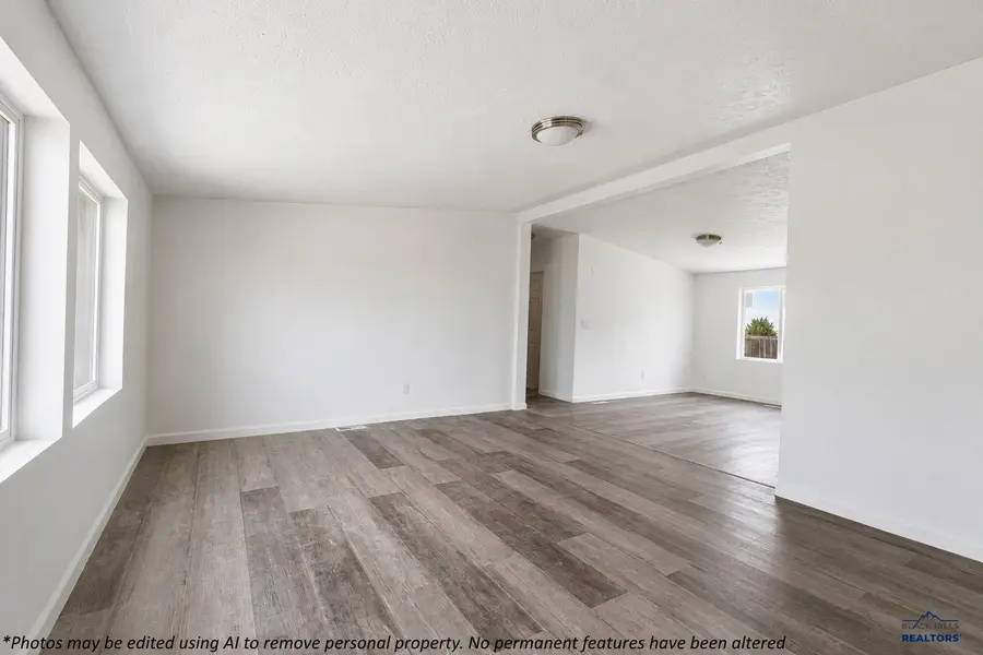 14779 Mustang Ln, Rapid City, SD 57703 - #3
