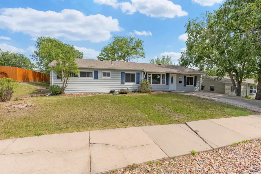 706 E Iowa, Rapid City, SD 57701 - #3