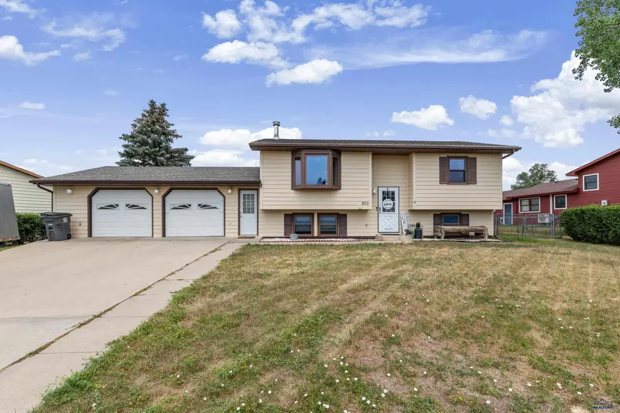 520 Bluebird Dr, Box Elder, SD 57719 - #2