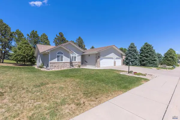3422 Willowbend Rd, Rapid City, SD 57703