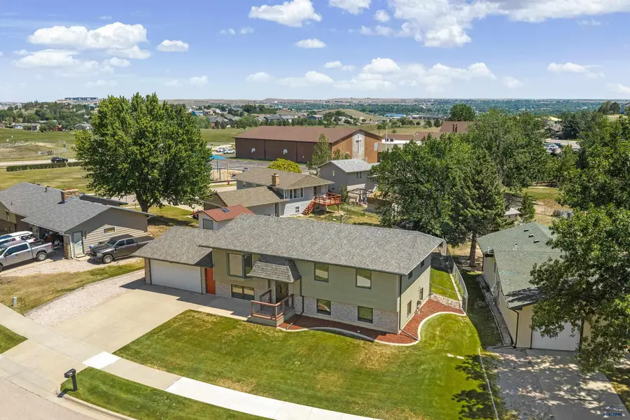 810 Sycamore, Rapid City, SD 57701-7504 - #3