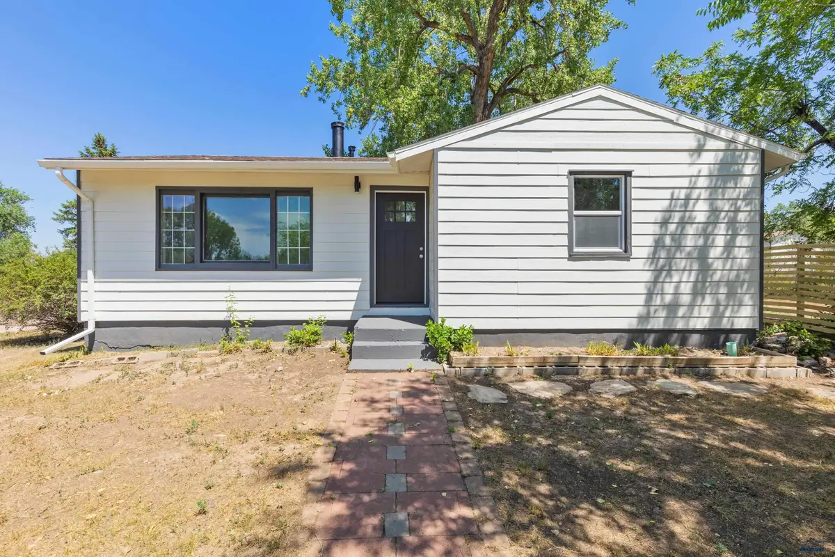 3950 Twilight Dr, Rapid City, SD 57703 - #1