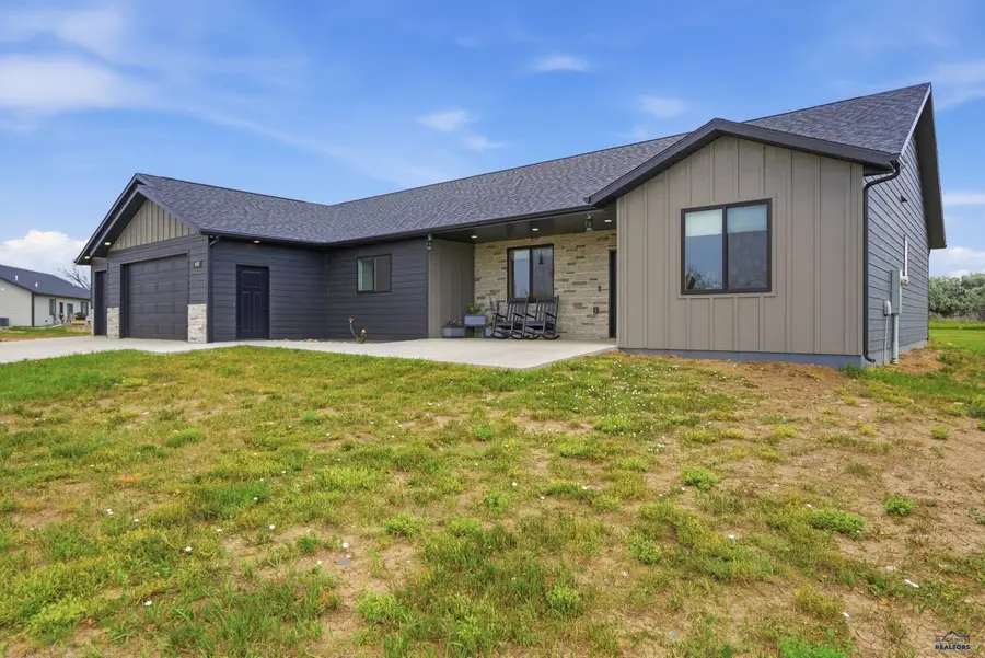 6242 Greenfield Dr, Rapid City, SD 57703 - #3