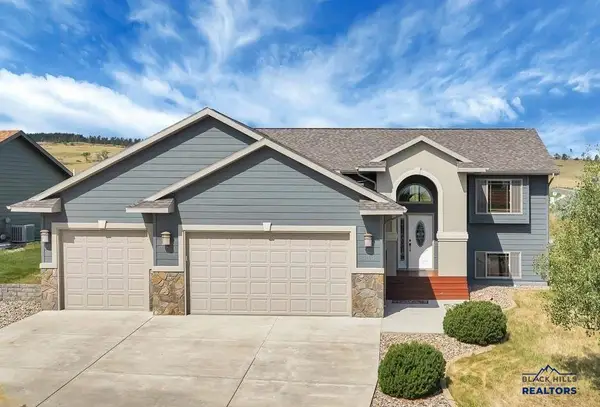 5103 Misty Woods Ln, Rapid City, SD 57701
