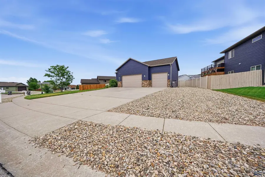 10175 Laramie Ln, Summerset, SD 57718 - #3
