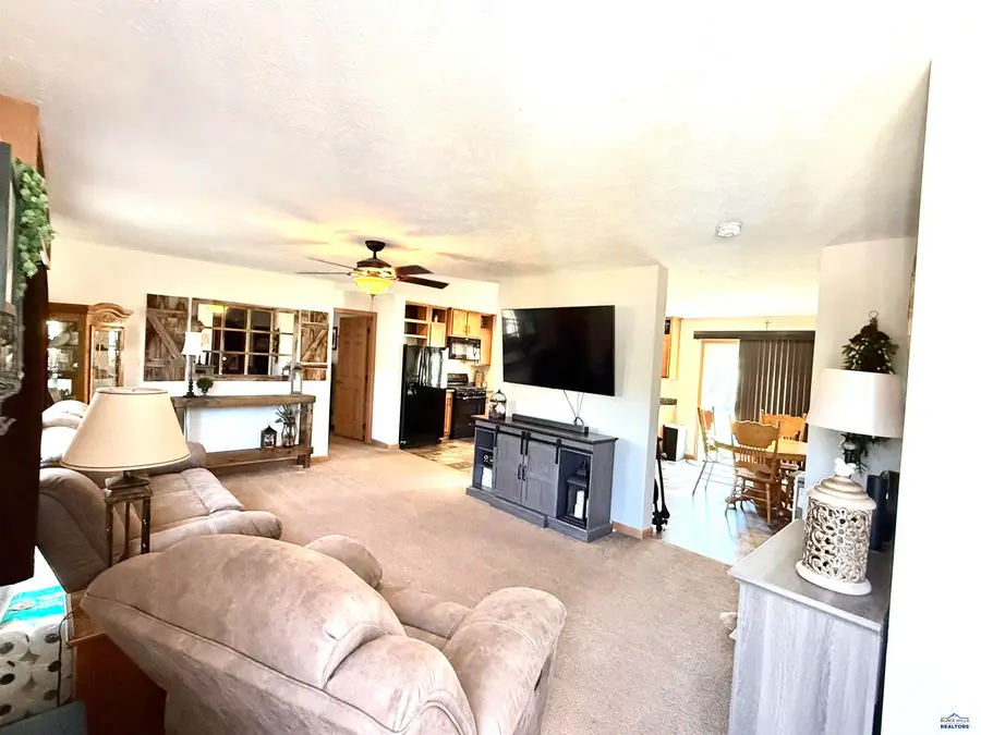 1224 Foothill Dr, Spearfish, SD 57783 - #3