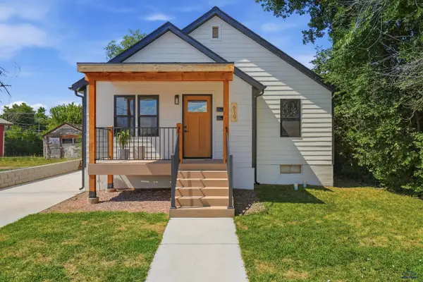 619 Lawrence St, Belle Fourche, SD 57717-0000
