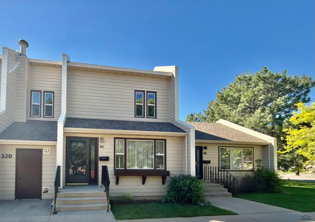 320 44th, Rapid City, SD 57702 - #1