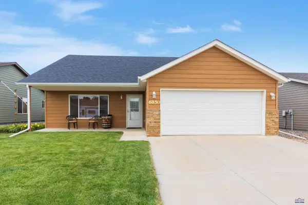 6850 Mulberry Dr, Summerset, SD 57718