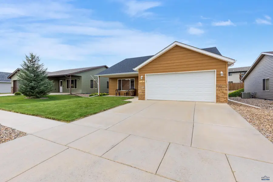 6850 Mulberry Dr, Summerset, SD 57718 - #3
