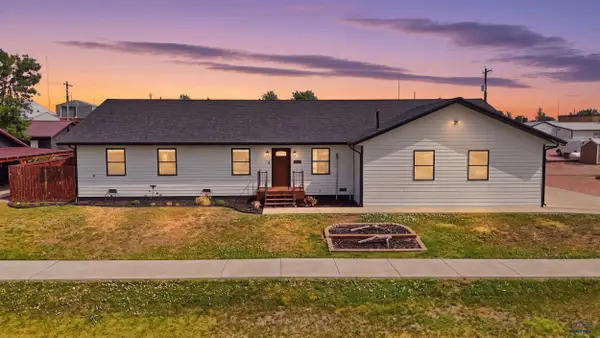 212 Vilas, Hermosa, SD 57744