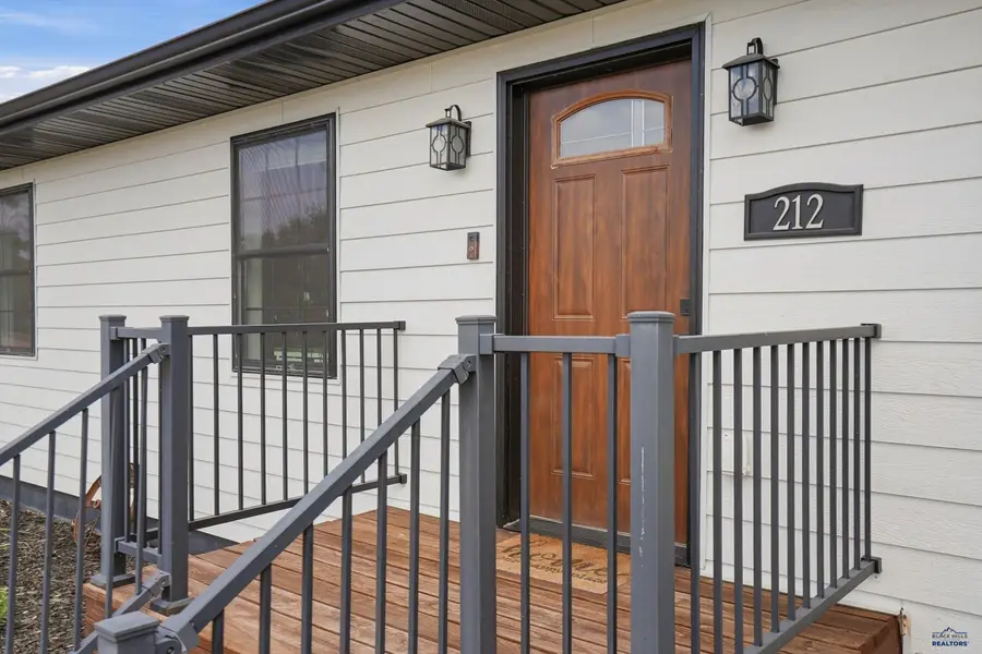 212 Vilas, Hermosa, SD 57744 - #2