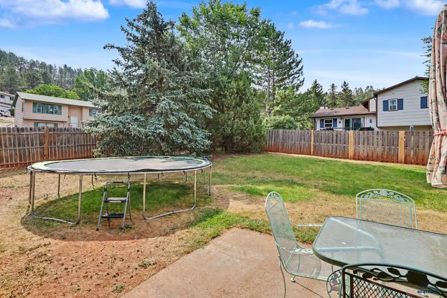 3623 Sycamore Pl, Rapid City, SD 57702-0000 - #3