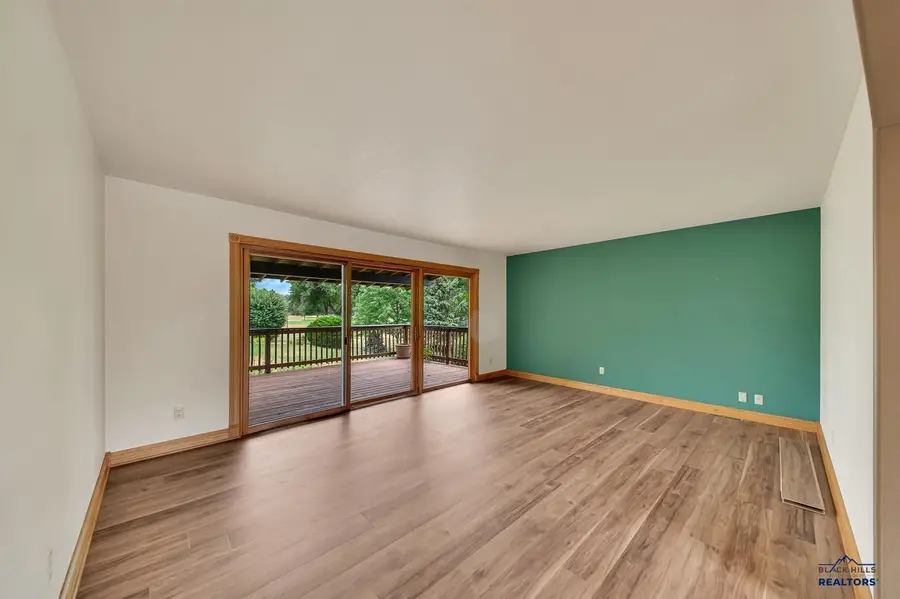 3317 Flint Dr, Rapid City, SD 57701-0000 - #3