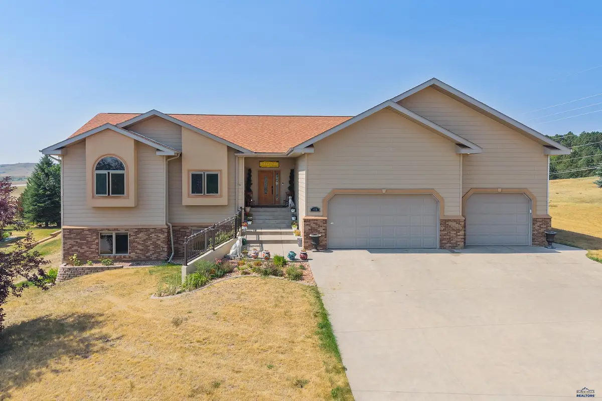 653 Enchantment Rd, Rapid City, SD 57701 - #1