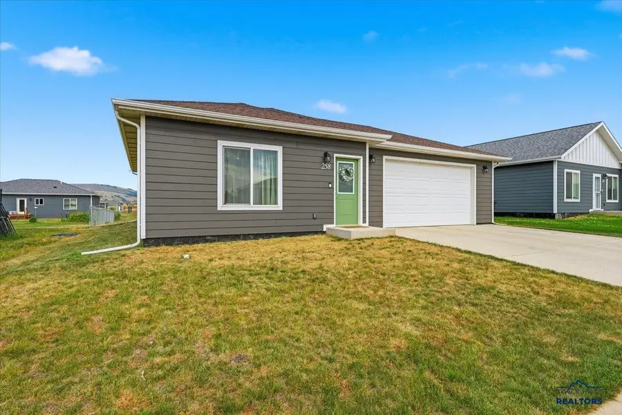 258 Aurora Ave, Spearfish, SD 57783 - #2