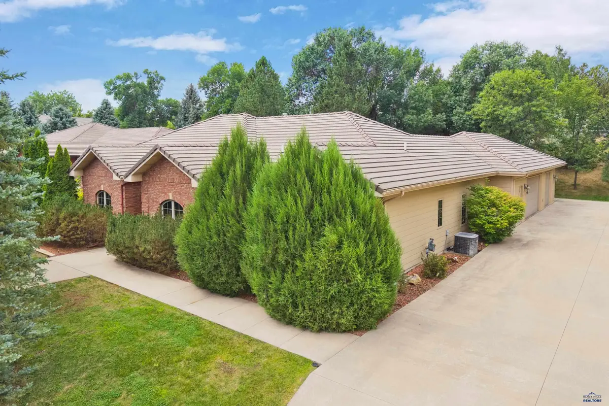 4061 Jolly Ln, Rapid City, SD 57703 - #1