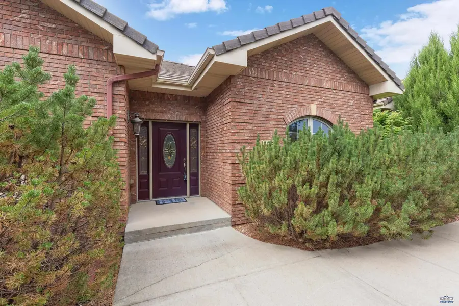 4061 Jolly Ln, Rapid City, SD 57703 - #2