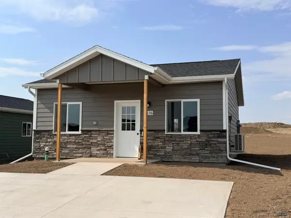5636 Crystalline Hills Dr, Rapid City, SD 57703