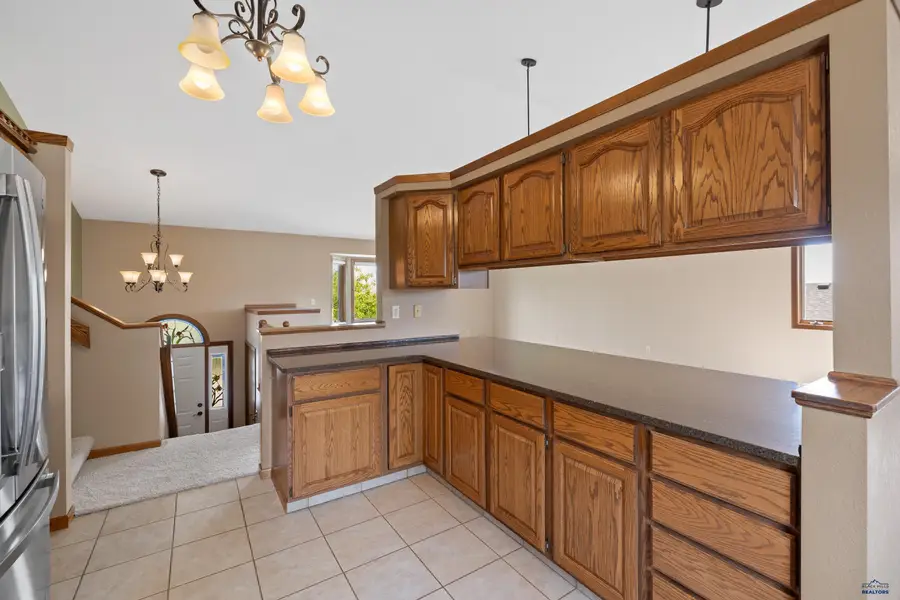 551 Fox Run Dr, Rapid City, SD 57701-2328 - #3