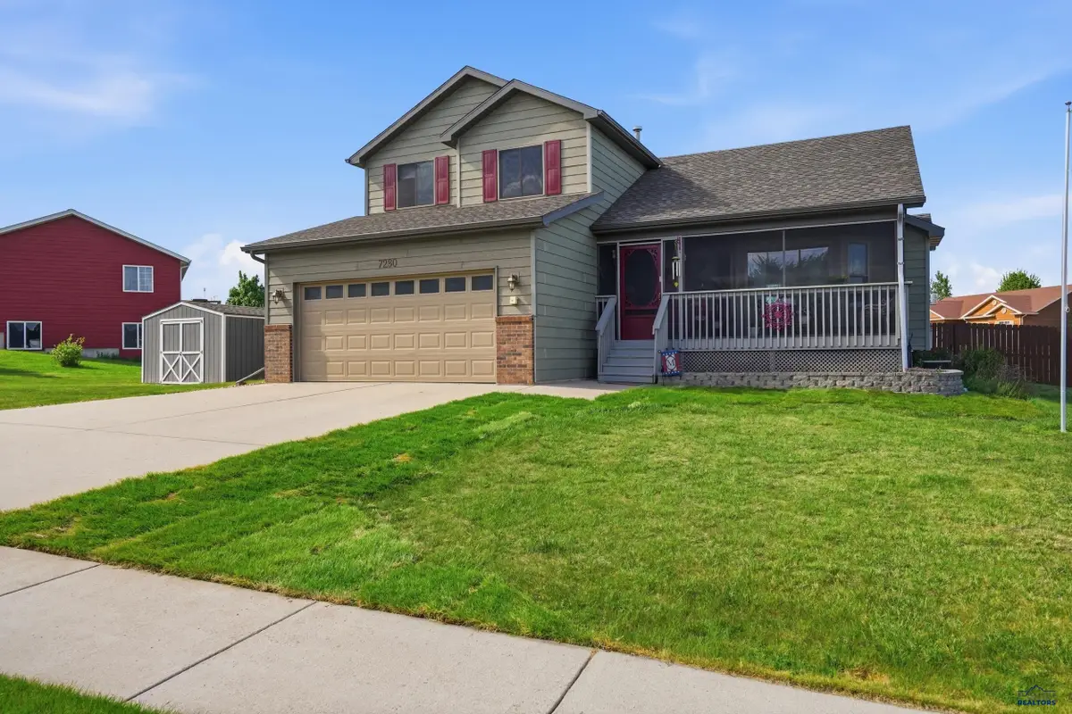 7230 Castlewood Dr, Summerset, SD 57719 - #1