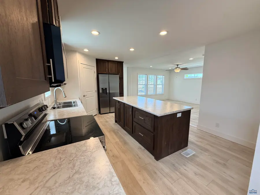 1661.129 E Philadelphia, Rapid City, SD 57701 - #3