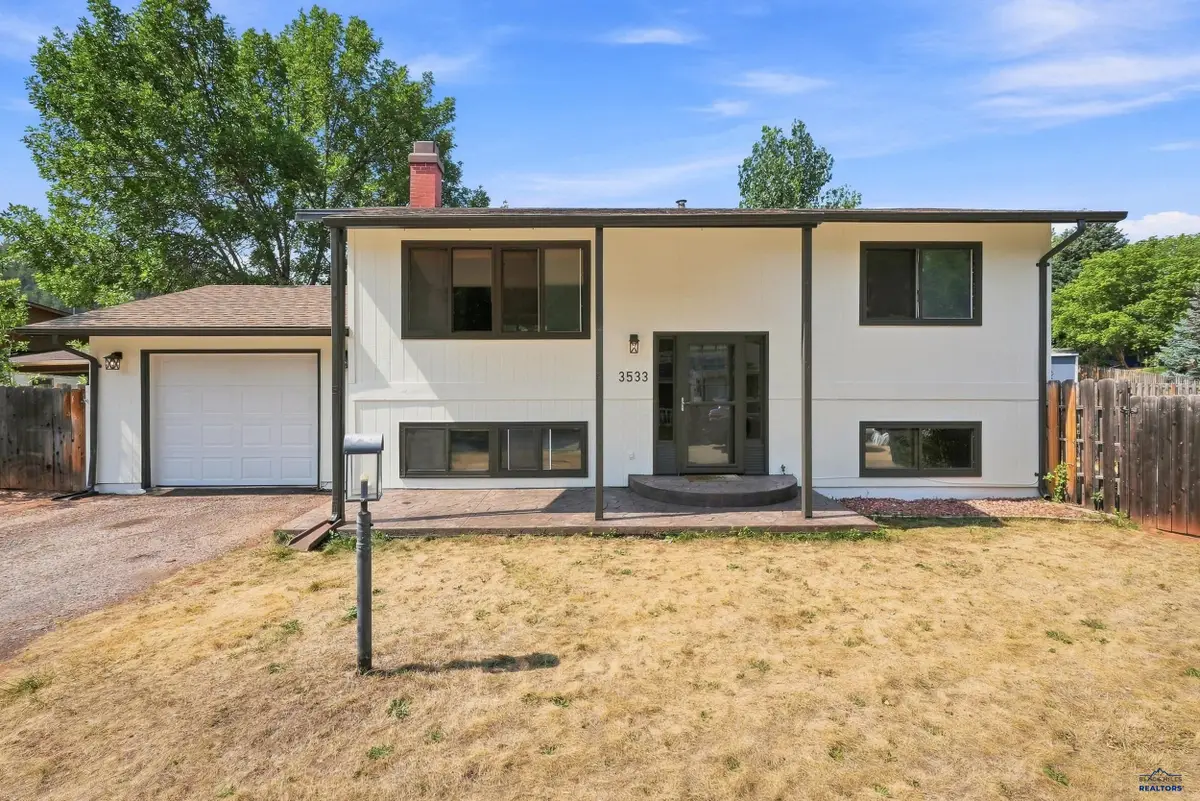 3533 Bristlecone Pl, Rapid City, SD 57702 - #1