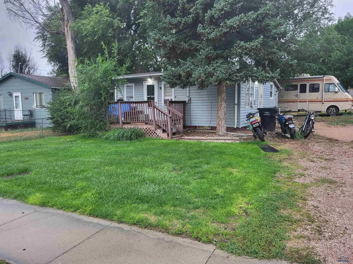 915 Willsie Ave, Rapid City, SD 57701 - #1