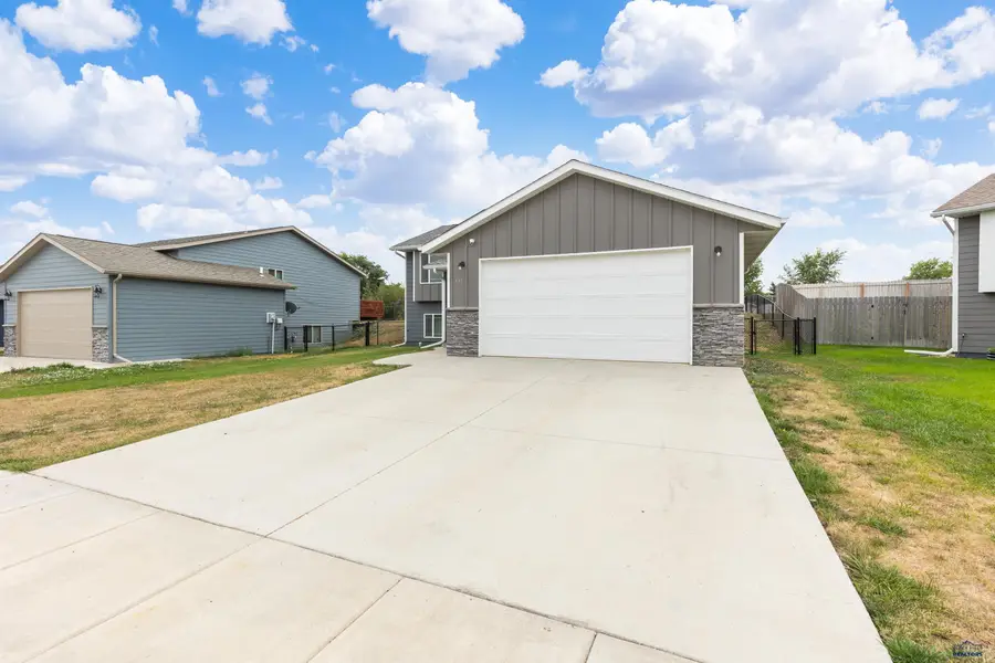 571 Quinton Ln, Box Elder, SD 57719 - #3