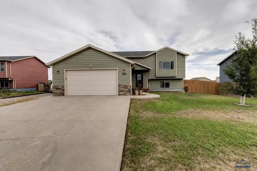 360 Edelweiss Ln, Box Elder, SD 57719 - #2