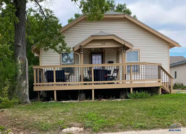 720 St Andrew, Rapid City, SD 57701-4573