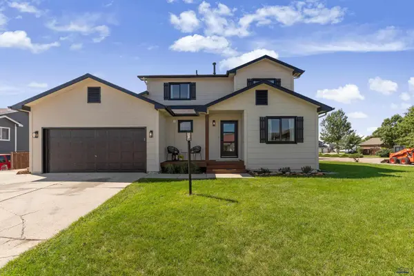 3109 Cadillac Dr, Rapid City, SD 57703