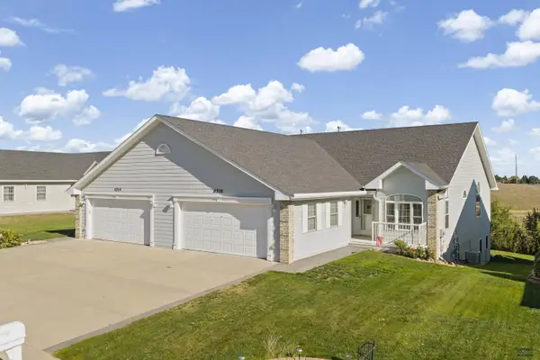 6516 Wellington Dr, Rapid City, SD 57702