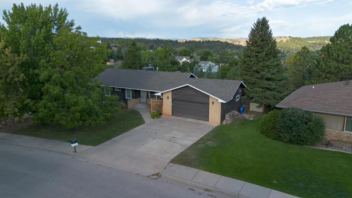 3215 Hogan Ct, Rapid City, SD 57702 - #1