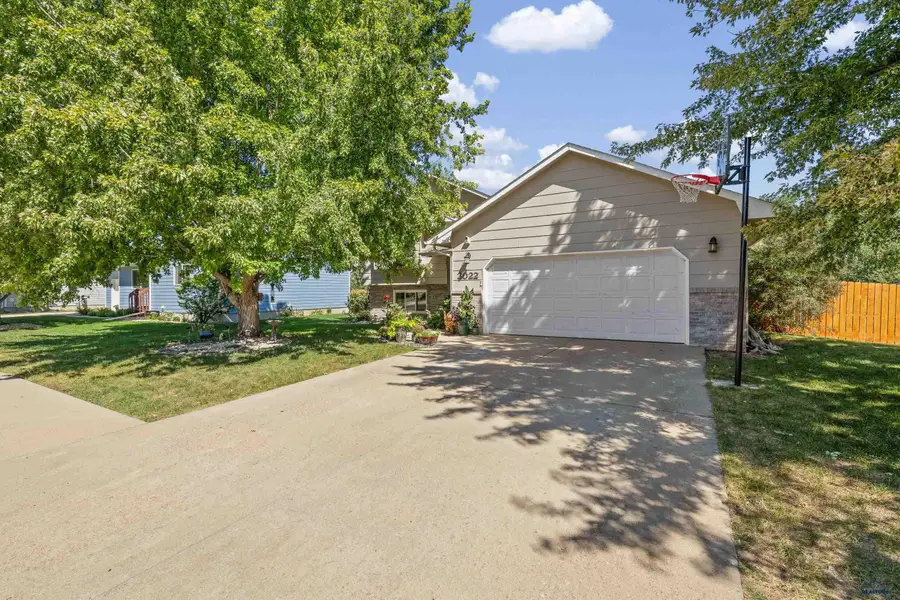3022 Gypsey Rd, Rapid City, SD 57703 - #2