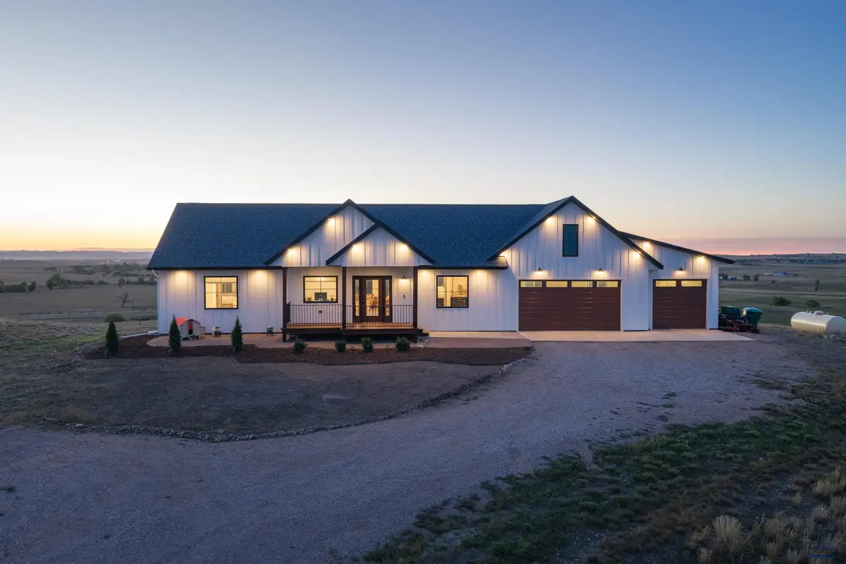 15536 Hidden Bluff Ct, Box Elder, SD 57719 - #1